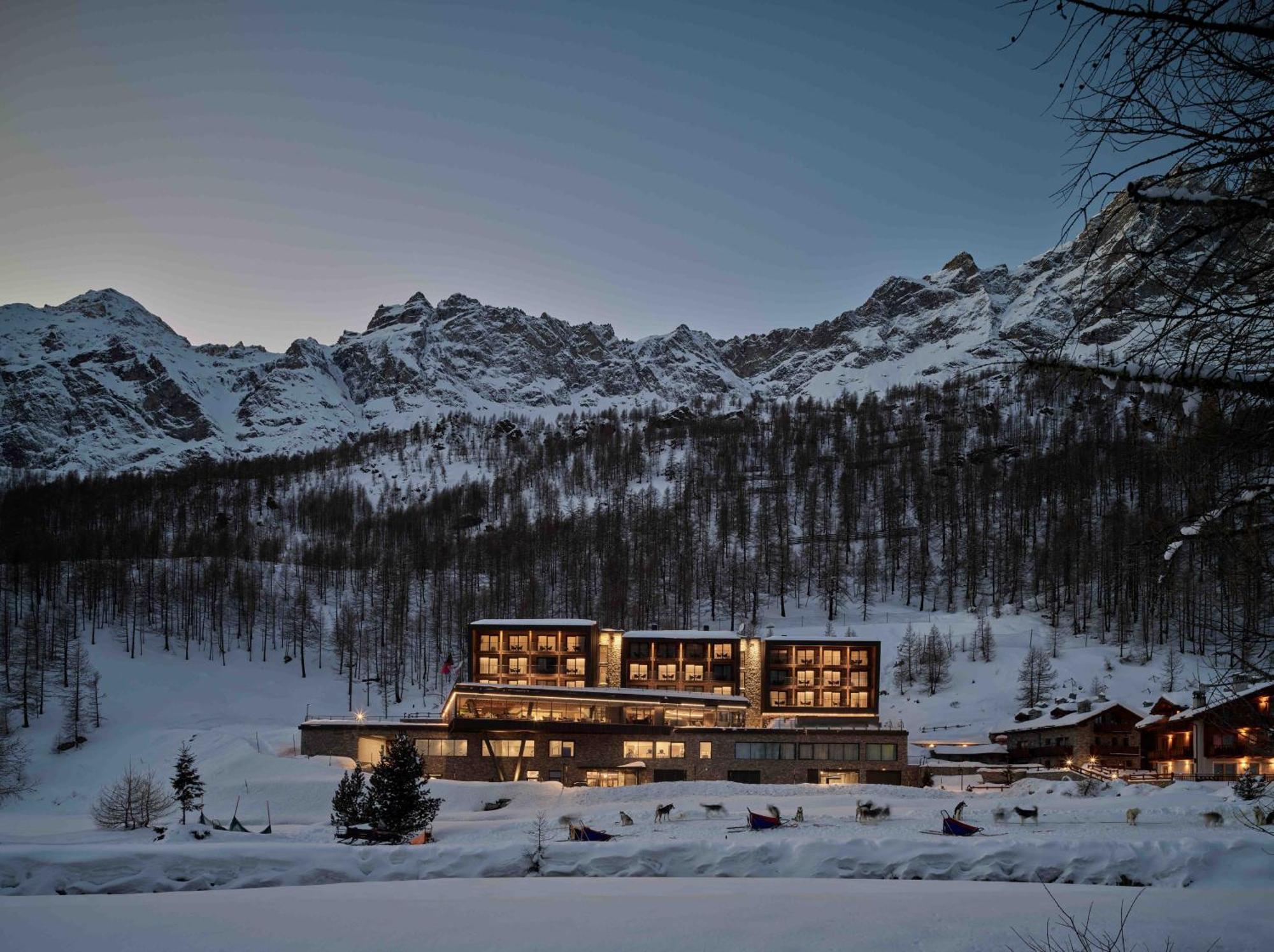 Hotel Cervino - Vretreats Breuil-Cervinia Exterior foto